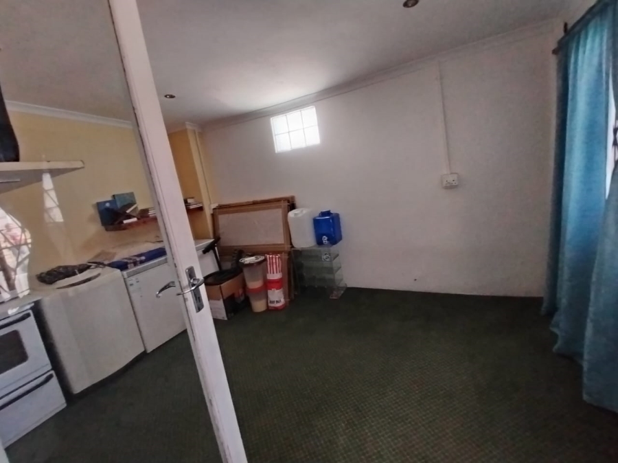 4 Bedroom Property for Sale in Mitchells Plain Central Western Cape